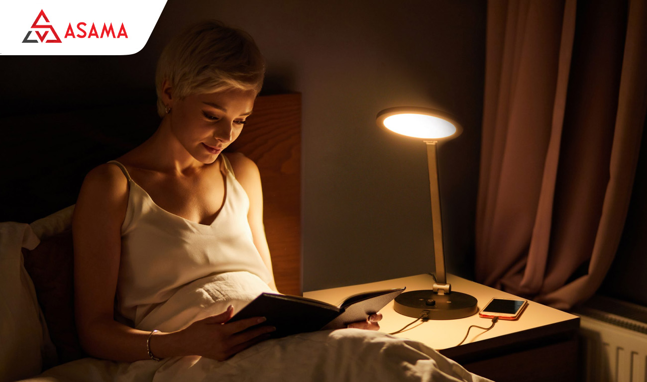 Đèn bàn đọc sách tiện lợi quà tặng cô giáo