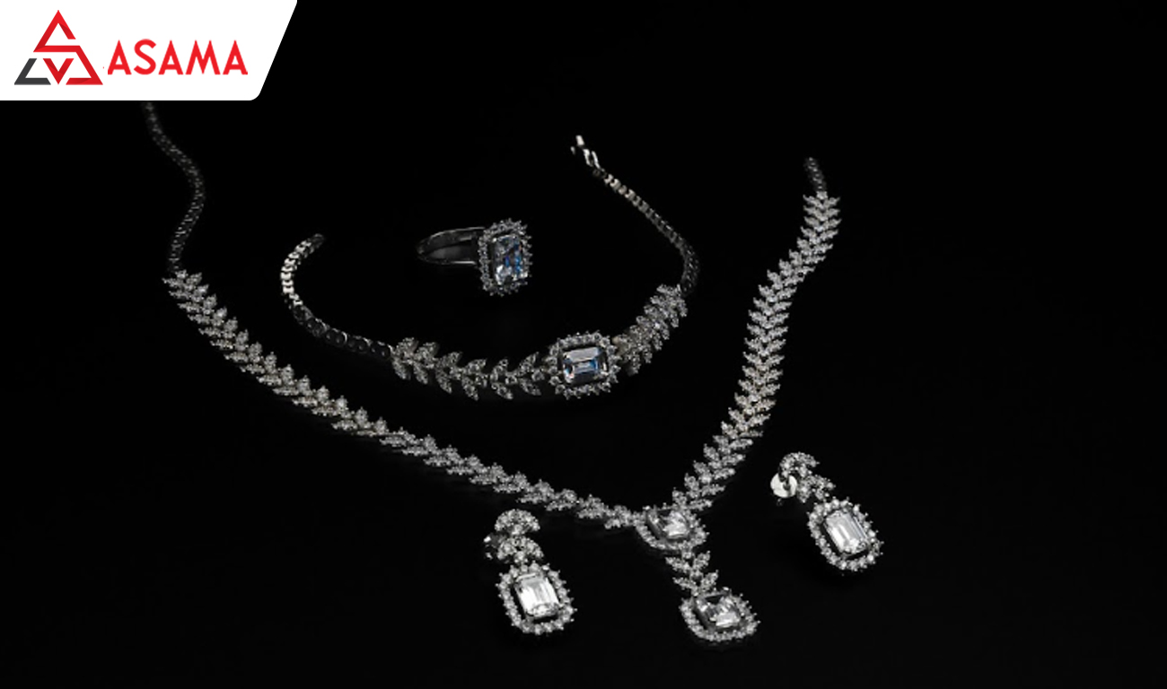 Bộ trang sức quà tặng cho sếp nữ sang trọng, quý phái