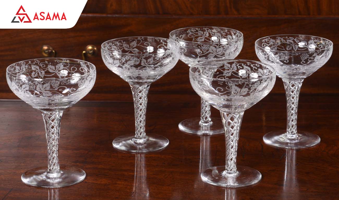 Bộ quà tặng ly thủy tinh khắc họa tiết thủ công tinh xảo