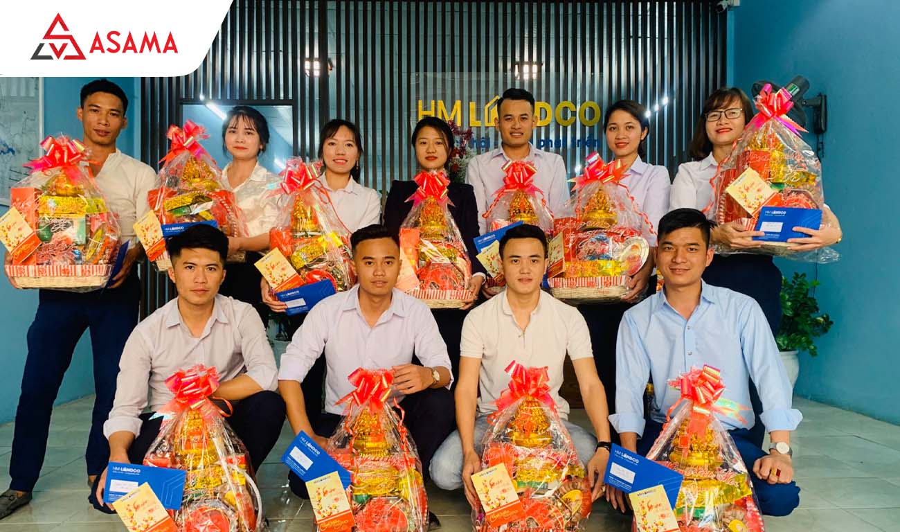 Quà Tết văn phòng 2025 hiệu quả cho nhân viên văn phòng