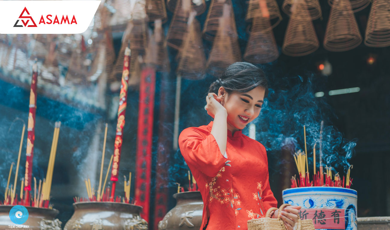 Áo dài cách tân tay phồng che bắp tay