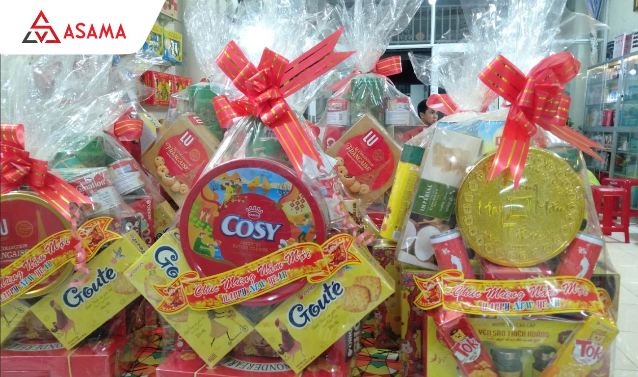 Giỏ quà Tết bánh kẹo tổng hợp
