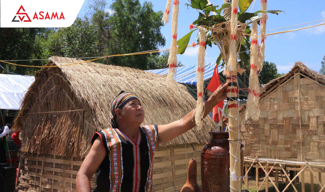 Cây nêu ngày Tết của đồng bào các dân tộc thiểu số