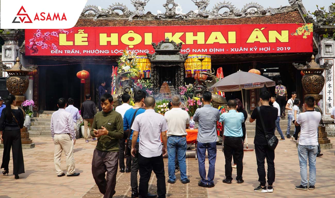 Lễ hội xuân miền Bắc nổi tiếng: Lễ hội khai ấn Đền Trần (Nam Định)