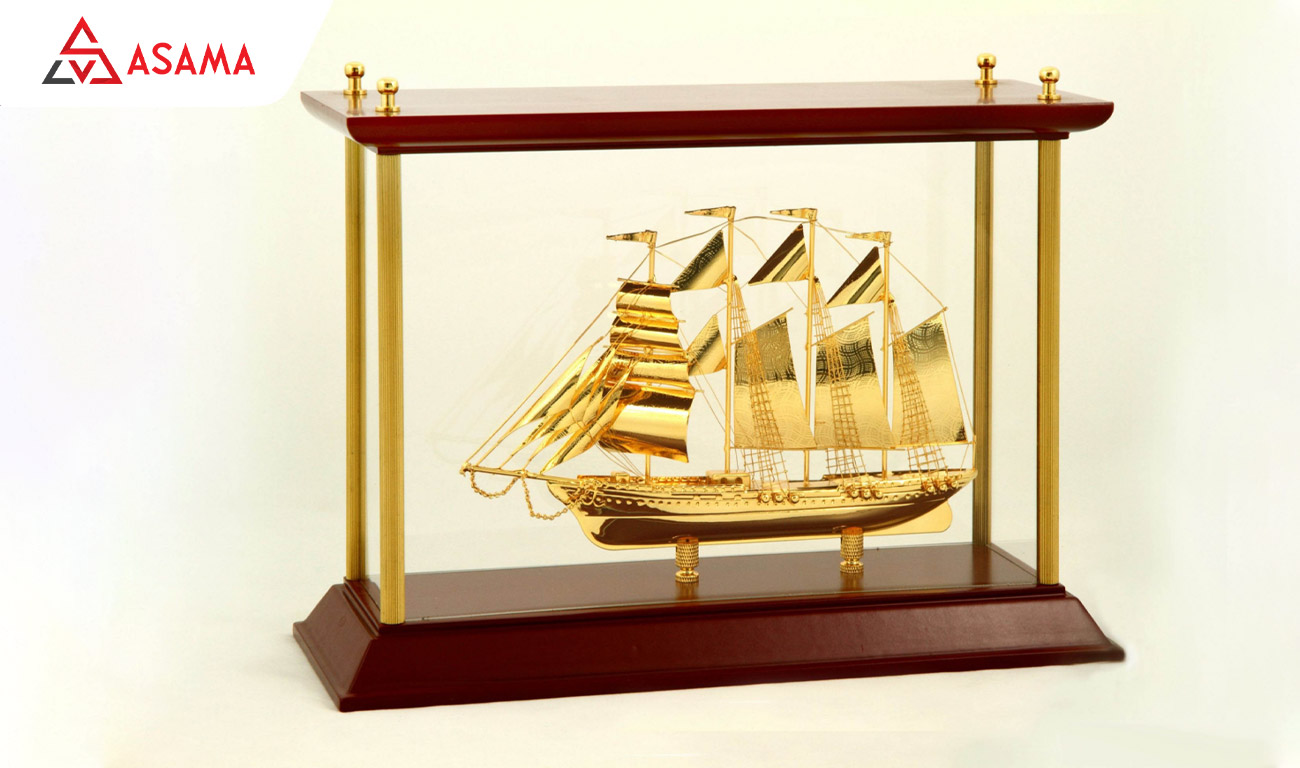 Quà tặng cao cấp: Tranh thuyền buồm "Thuận buồm xuôi gió" mạ vàng