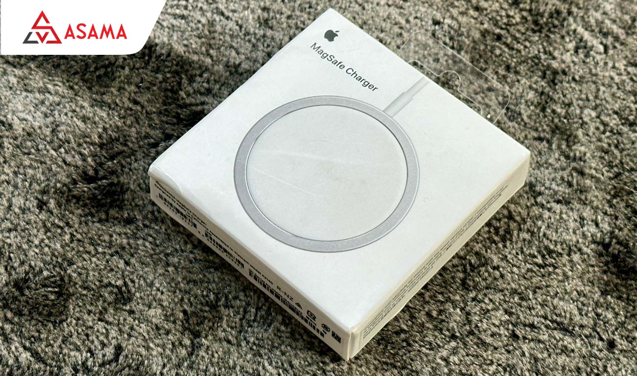 Quà tặng Valentine cho nam: Sạc dự phòng tích hợp Magsafe