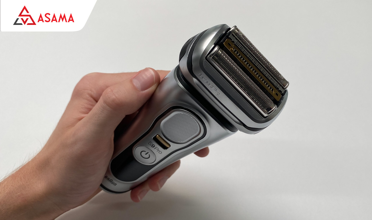 Quà tặng Valentine cho nam: Máy cạo râu điện đa năng