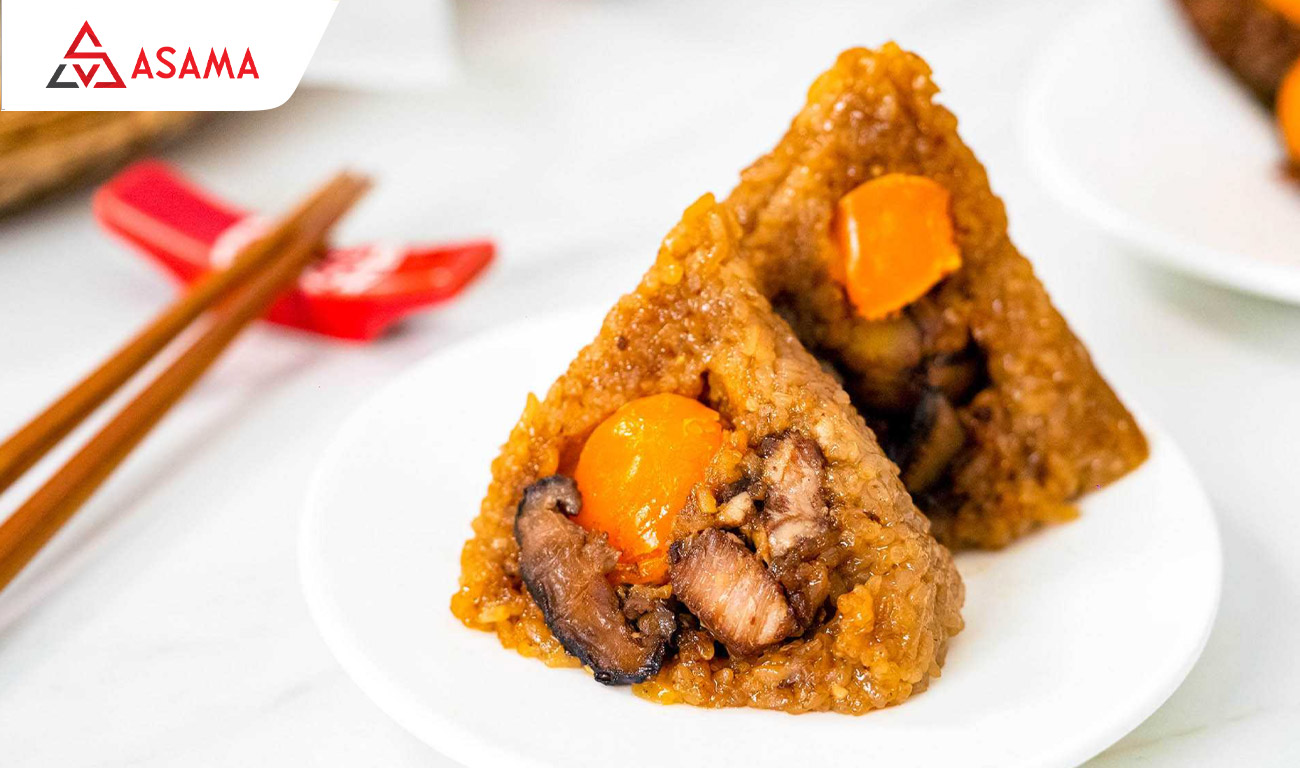 Tết Đoan Ngọ Miền Nam: Bánh ú bá trạng và chè trôi nước